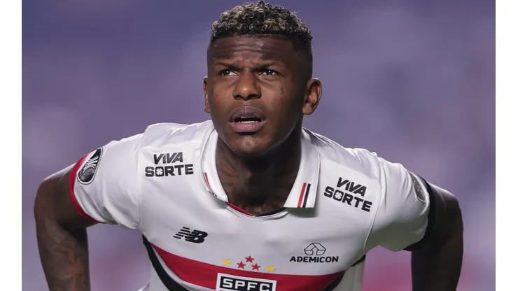 Arboleda tem situação totalmente resolvida pelo Tricolor