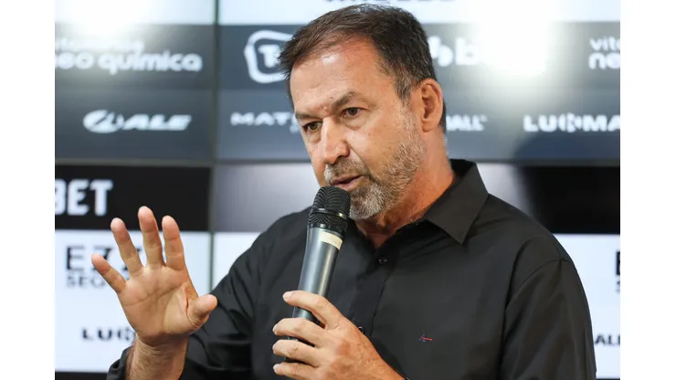 Augusto Melo foi intimado a provar sua entrega ao Timão