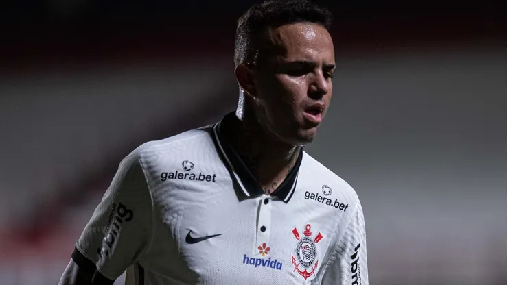 Ex-Corinthians, Luan segue sem clube.