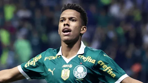 Estêvão pelo Palmeiras no Brasileirão. Foto: Marcello Zambrana/AGIF