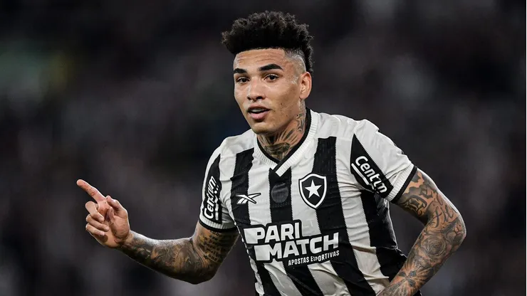 Igor Jesus jogador do Botafogo comemora seu gol durante partida contra o Fortaleza no estadio Engenhao pelo campeonato Brasileiro A 2024.