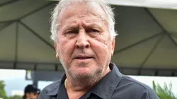 Zico mexeu no passado para abordar eleição