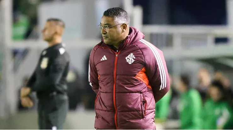 Roger Machado em Juventude x Internacional. Foto: Internacional