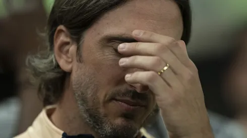 RJ - RIO DE JANEIRO - 01/09/2024 - BRASILEIRO A 2024, FLUMINENSE X SAO PAULO - Luis Zubeldia tecnico do Sao Paulo durante partida contra o Fluminense no estadio Maracana pelo campeonato Brasileiro A 2024. Foto: Jorge Rodrigues/AGIF