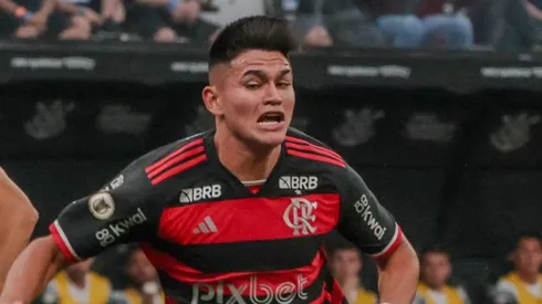2024 Brazilian Championship match between Corinthians and Flamengo Sao Paulo SP, 09/01/2024 SOCCER/BRAZILIAN/CORINTHIANS/FLAMENGO/SP - Flamengo player Alcaraz in the match between Corinthians and Flamengo for the 25th round of the 2024 Brazilian Championship series A, at Neo Quimica Arena, this Sunday, September 1, 2024. Foto: Tomzà Fonseca/Thenews2/imago images SPO PUBLICATIONxNOTxINxUSA Copyright: xTomzexFonsecax