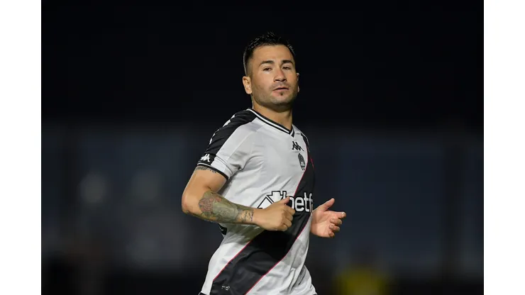 Jean David jogador do Vasco durante partida contra o Athletico-PR no estadio Sao Januario pelo campeonato Brasileiro A 2024