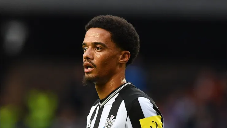 Jamal Lewis em ação pelo Newcastle (ING). Foto: Mark Runnacles/Getty Images