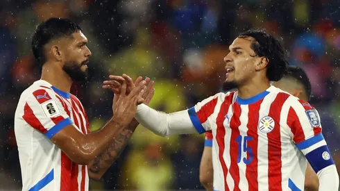 Alderete, zagueiro do Getafe, em ação pela Seleção Paraguaia