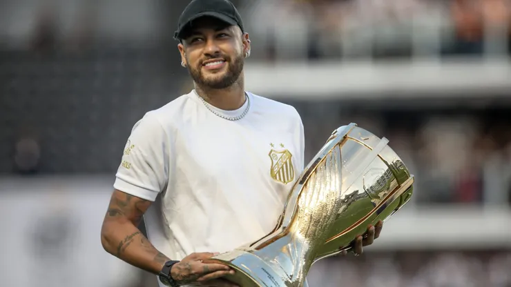Oficial: Marcelo Teixeira bate martelo sobre Neymar no Santos em 2025