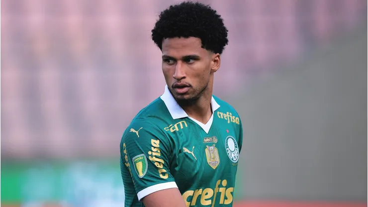 Murilo tem novo cenário no Verdão