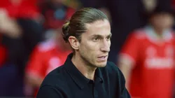 Filipe Luís, técnico do Flamengo, em ação contra o Flamengo pelo Brasileirão