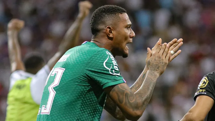Adriel, goleiro do Grêmio emprestado ao Bahia e pode ser usado em negócio