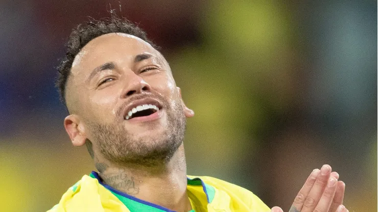 Neymar, jogador da Seleção Brasileira, tem história pelo Peixe.