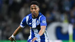 Wendell lateral do Porto - Foto: David Ramos/Getty Images.