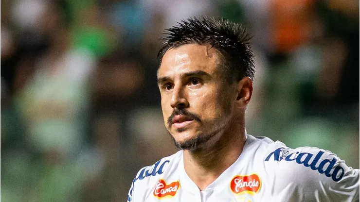 Willian Bigode se despede dos companheiros no Santos
