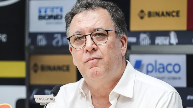 Zagueiro pede para jogar no Santos e decisão está com Marcelo Teixeira
