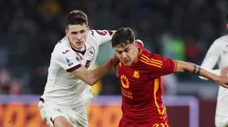 Paulo Dybala marcado por Gvidas Gineitis em partida da Série A entre Roma e Torino. (Photo by Paolo Bruno/Getty Images)