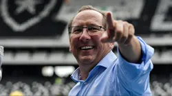 John Textor quer comprar titular de Filipe Luís no Flamengo