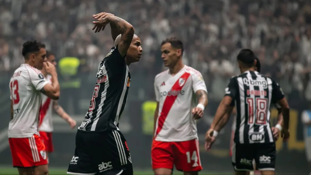Deyverson brilhou diante do River Plate - Foto: Fernando Moreno/AGIF.