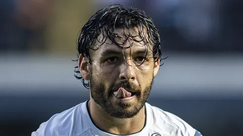 SP - Santos - 19/03/2022 - PAULISTA 2022, SANTOS X AGUA SANTA - Ricardo Goulart jogador do Santos durante partida contra o Agua Santa no estadio Vila Belmiro pelo campeonato Paulista 2022.