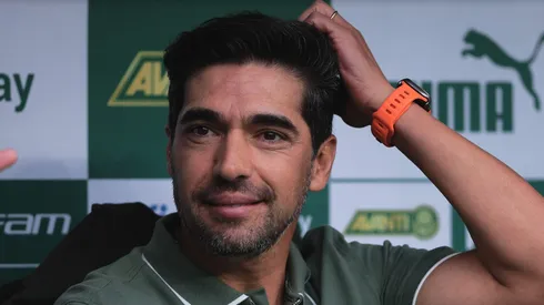 Abel Ferreira durante partida entre Palmeiras e Criciúma, pelo Campeonato Brasileiro, no Allianz Parque.