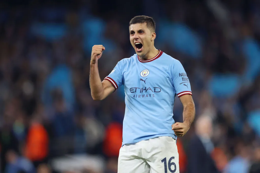 Rodri, do Manchester City, ficou com a Bola de Ouro – (Photo by Clive Brunskill/Getty Images)