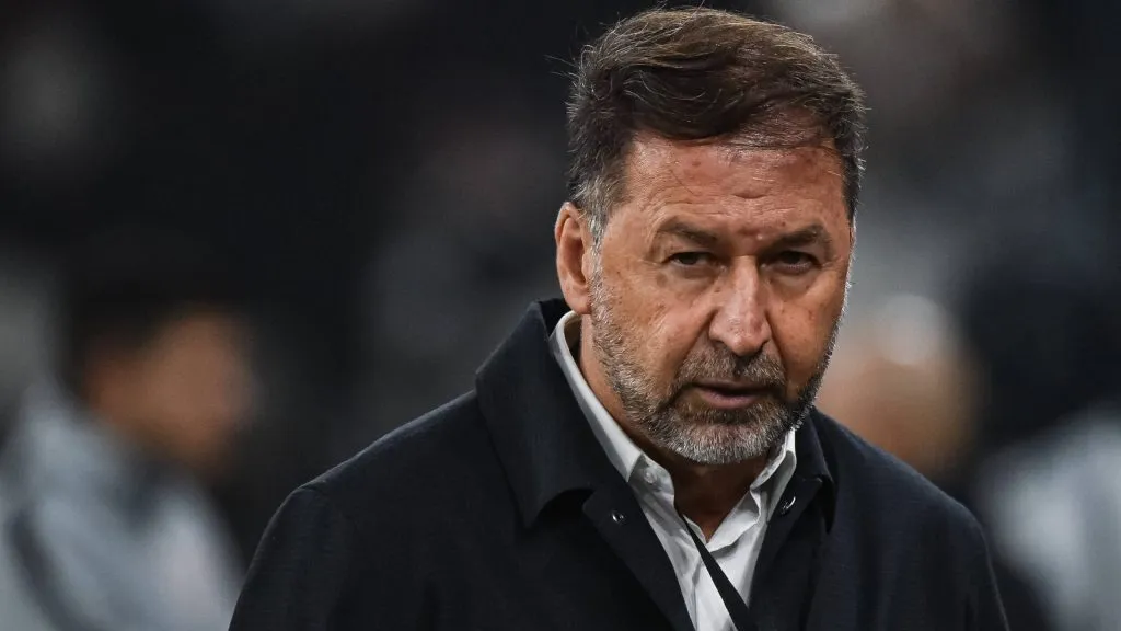 Augusto Melo durante partida. Foto: Roberto Casimiro/IMAGO/SPP