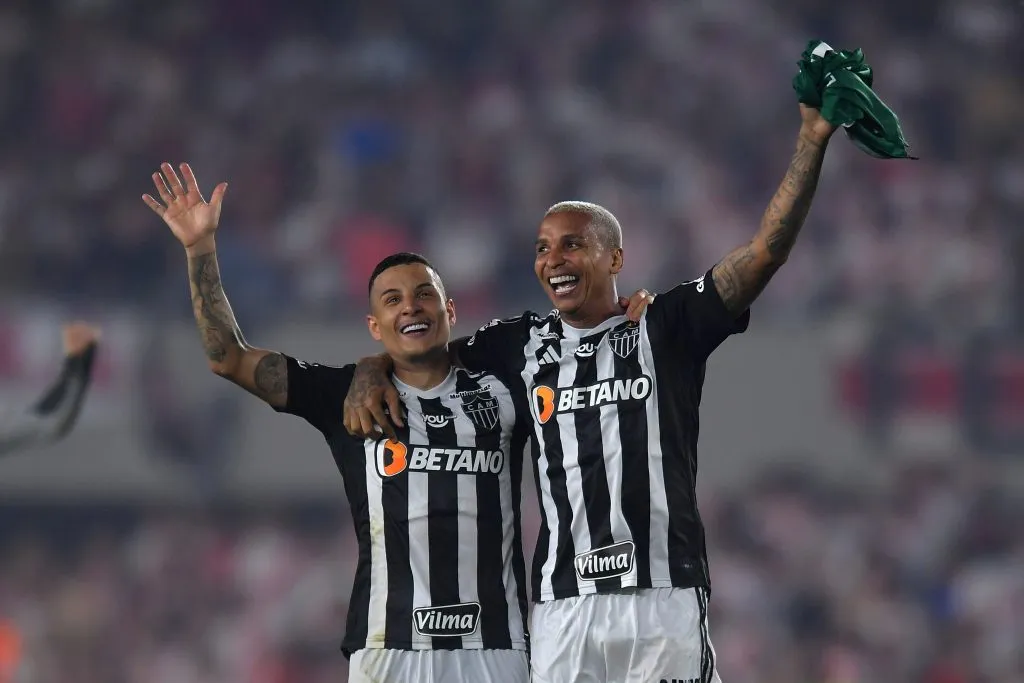 Atletas do Galão comemorando a vaga na final. Foto: Marcelo Endelli/Getty Images