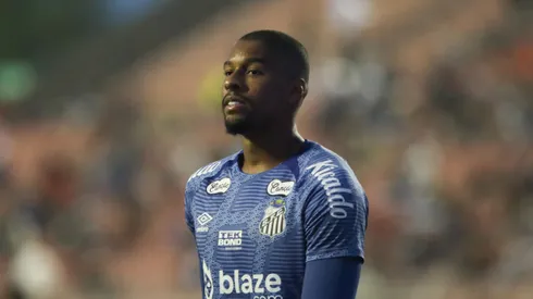 Diógenes fez sua estreia pelo Santos