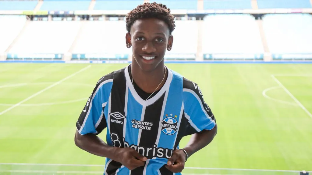 FOTO: ANGELO PIERETTI/GRÊMIO FBPA – Gabriel Mec pode estrear no time profissional do Grêmio