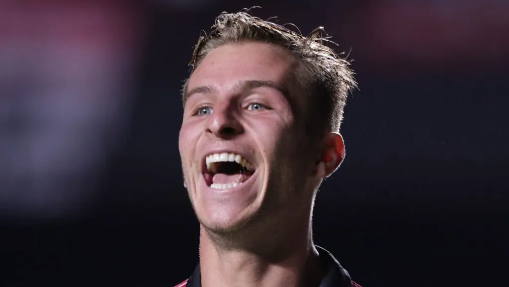 Galoppo, meia do São Paulo. Foto: Ettore Chiereguini/AGIF