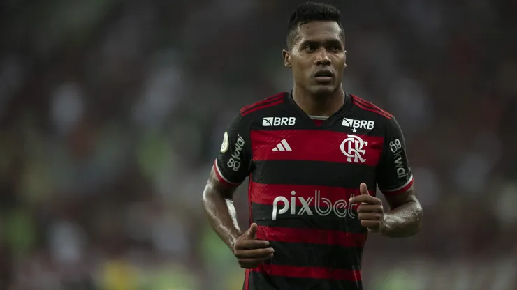Copa do Brasil em risco? Alex Sandro fora de Internacional x Flamengo e tem data de retorno