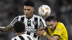 Glorioso passeou em campo no primeiro jogo - Foto: Jorge Rodrigues/AGIF.