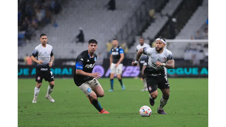 AGIF / Alamy Stock Photo | Veja probabilidade de Corinthians se classificar contra o Racing