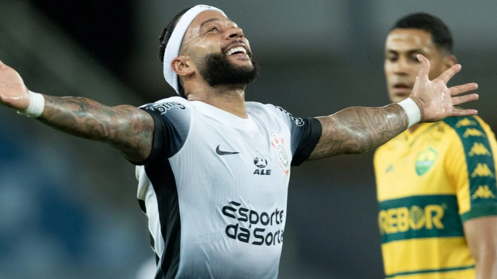 Memphis Depay comemorando. Foto: Rodrigo Coca/Ag. Corinthians