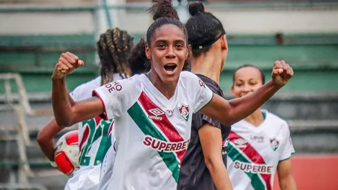 Keke, atacante do Fluminense Feminino comemora seu gol sobre o Resende no Campeonato Carioca 2024