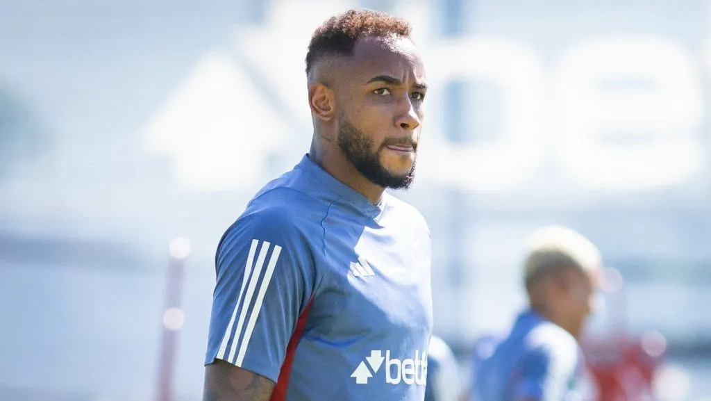 Rafael Silva não deve seguir no Cruzeiro - Foto: Fernando Moreno/AGIF.