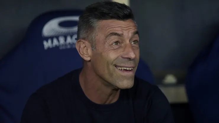 Pedro Caixinha durante partida entre Fluminense e Bragantino, pelo Campeonato Brasileiro, no Maracanã.