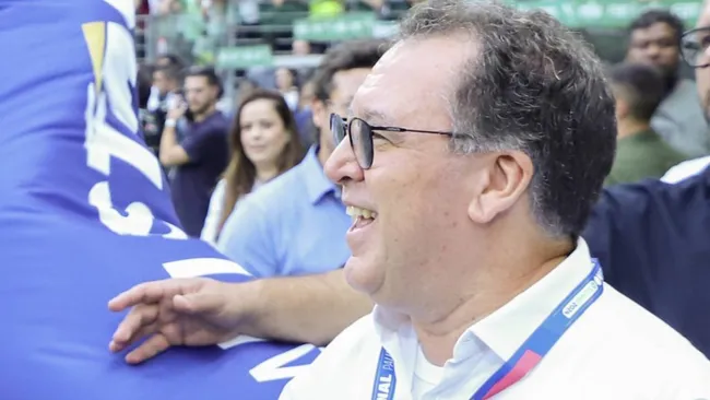 Foto: Leco Viana/Thenews2/imago images – Marcelo Teixeira, presidente do Peixe, renova com medalhão.