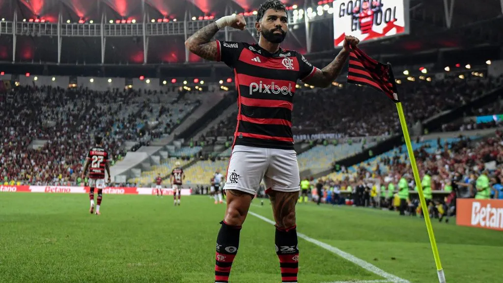 Gabigol comemorando. Foto: Thiago Ribeiro/AGIF