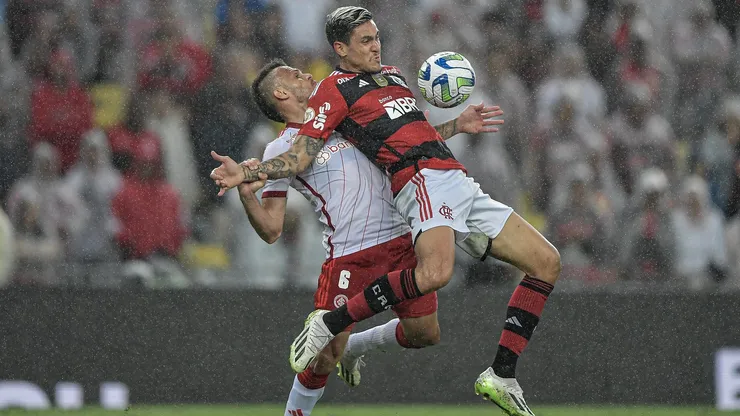 Cariocas e gaúchos voltam a se enfrentar após um ano. Foto: Thiago Ribeiro/AGIF