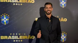RJ - Rio de Janeiro - 09/12/2019 - Premio Brasileirao 2019 - Pablo Mari jogador do Flamengo, durante a cerimonia de entrega do Premio Brasileirao 2019, promovida pela CBF, para premiar os melhores de cada posicao do Campeonato Brasileiro 2019, realizado no Armazem 2, Centro do Rio de Janeiro. Foto: Thiago Ribeiro/AGIF