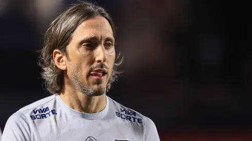 Luis Zubeldía técnico do São Paulo durante partida contra o Internacional no Morumbi pelo Campeonato Brasileiro A 2024. Foto: Marcello Zambrana/AGIF