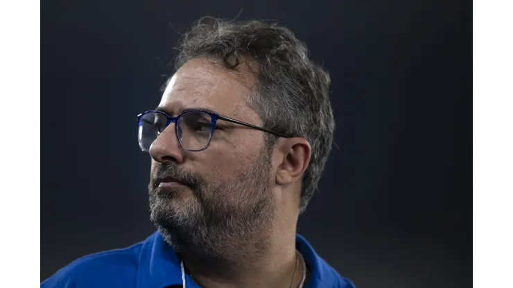 RJ - RIO DE JANEIRO - 27/07/2024 - BRASILEIRO A 2024, BOTAFOGO X CRUZEIRO - Alexandre Mattos diretor de futebol do Cruzeiro antes da partida contra o Botafogo no estadio Engenhao pelo campeonato Brasileiro A 2024. Foto: Jorge Rodrigues/AGIF