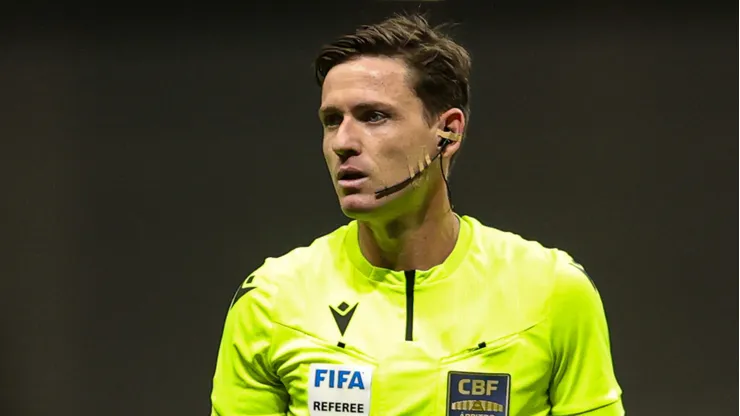 Ramon Abatti Abel marcou dois pênaltis para o Palmeiras