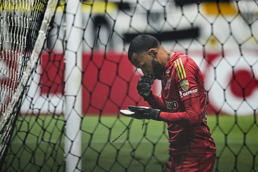 Desempenho de Everson em penalidades preocupa Massa para as finais das Copas – Foto: Pedro Vilela/Getty Images