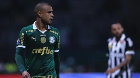 Mayke voltou a ser titular no time de Abel Ferreira