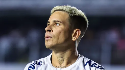 Atacante que pertence ao Peixe foi especulado no time carioca, mas tudo foi desmentido nas últimas horas.