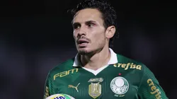 Raphael Veiga durante partida contra o Atlético-MG, no Estádio Brinco de Ouro da Princesa, pelo Campeonato Brasileiro.