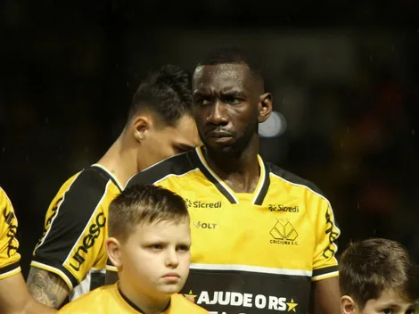 Bolasie diz que torce para o Vasco e faz comparação